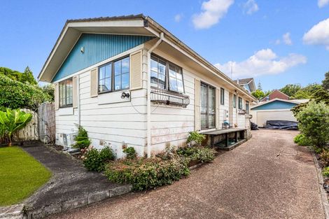 Photo of property in 8 Dalkeith Place, Opaheke, Papakura, 2113