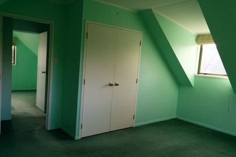 Photo of property in 19 Caspian Close, New Lynn, Auckland, 0600