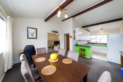 Photo of property in 20 Westhaven Grove, Takaro, Palmerston North, 4412