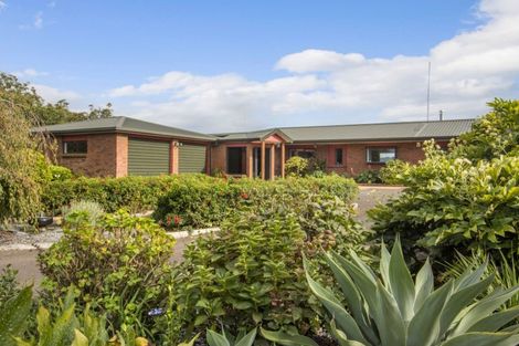 Photo of property in 215 Ongare Point Road, Tahawai, 3170