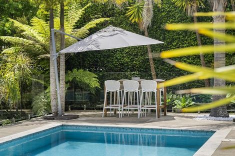 Photo of property in 14 Aberdeen Road, Campbells Bay, Auckland, 0620