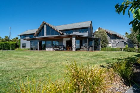 Photo of property in 121 Highland Drive, Acacia Bay, Taupo, 3385