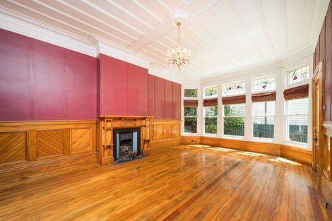 Photo of property in 190 Victoria Avenue, Hokowhitu, Palmerston North, 4410