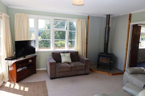 Photo of property in 35 Peel Street, Lawrence, 9532