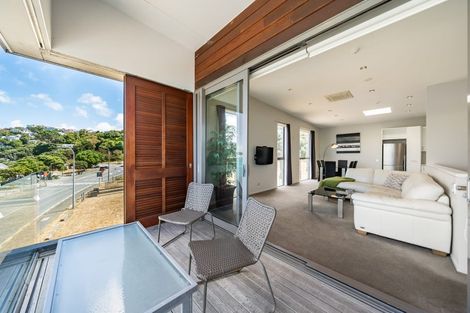 Photo of property in Patent 326 Apartments, 201h/326 Evans Bay Parade, Hataitai, Wellington, 6021