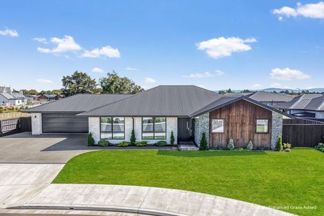 Photo of property in 16 Cam Mill Place, Rangiora, 7400
