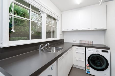 Photo of property in 26 Grahams Road, Ilam, Christchurch, 8041