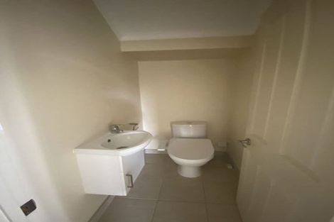 Photo of property in 1446 Whangaparaoa Road, Army Bay, Whangaparaoa, 0930