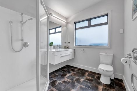 Photo of property in 4 Cherry Lane, Hurdon, New Plymouth, 4310