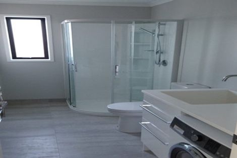 Photo of property in 4 Whakato Avenue, Kumeu, 0810