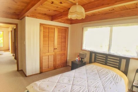 Photo of property in 38 Marina View Drive, West Harbour, Auckland, 0618