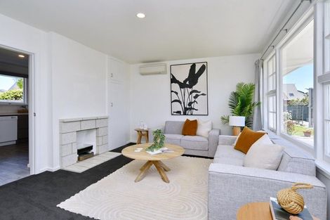 Photo of property in 2/12 Dellow Place, Spreydon, Christchurch, 8024