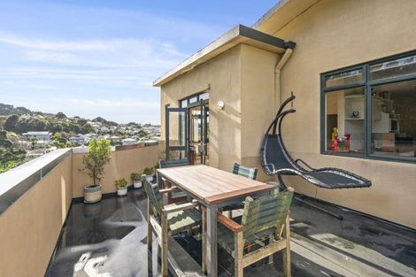 Photo of property in 568g Adelaide Road, Berhampore, Wellington, 6023