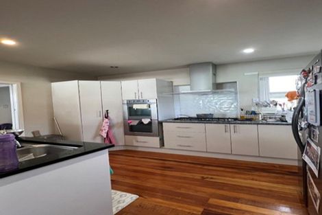 Photo of property in 35 Takutai Avenue, Half Moon Bay, Auckland, 2012