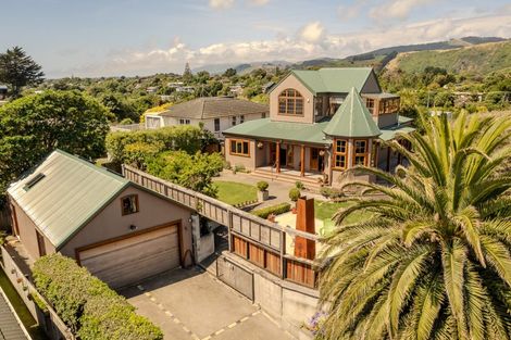 Photo of property in 15 Poplar Avenue, Raumati South, Paraparaumu, 5032