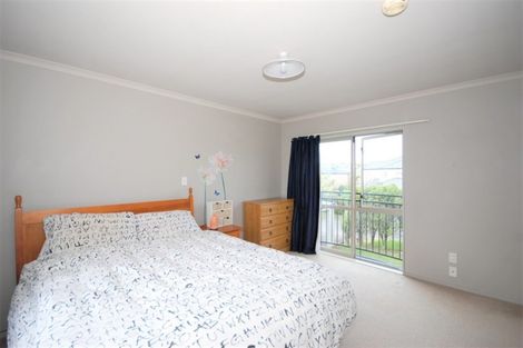 Photo of property in 28 Terracotta Drive, Blockhouse Bay, Auckland, 0600