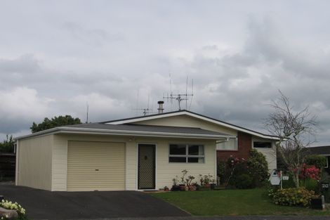 Photo of property in 24 Cedar Grove, Matua, Tauranga, 3110