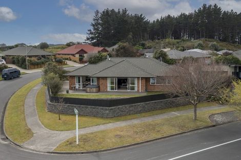 Photo of property in 2 Cascade Way, Paraparaumu, 5032