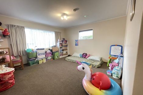 Photo of property in 18 Maugham Drive, Bucklands Beach, Auckland, 2014