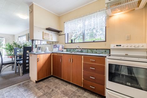 Photo of property in 1/32 Akehurst Avenue, New Lynn, Auckland, 0600