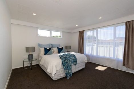 Photo of property in 39 Lipscombe Crescent, Havelock North, 4130