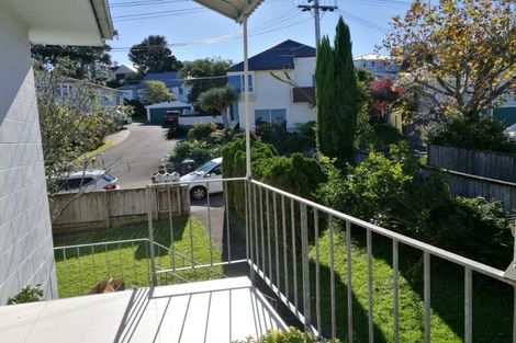 Photo of property in 16a Wolseley Street, Morningside, Auckland, 1022