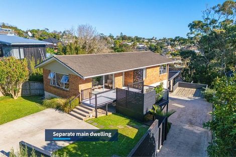 Photo of property in 53 Marellen Drive, Red Beach, 0932