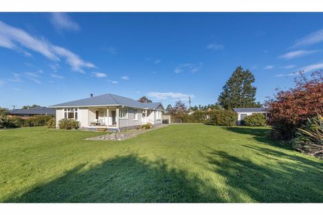 Photo of property in 4 Queen Street, Oxford, 7430