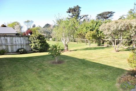 Photo of property in Redwood Village, 15/42 Main Road, Tawa, Wellington, 5028