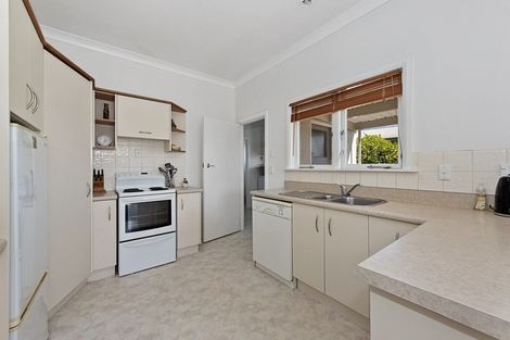 Photo of property in 1 Nixon Street, Hamilton East, Hamilton, 3216
