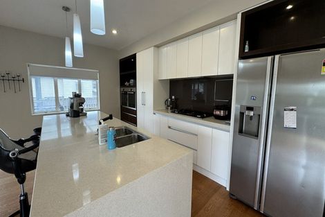 Photo of property in 12 Mural Place, Greenhithe, Auckland, 0632