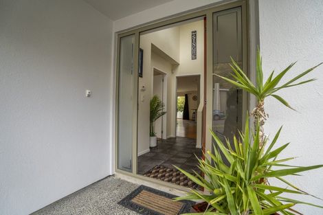 Photo of property in 29 Erlestoke Crescent, Churton Park, Wellington, 6037