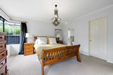 Photo of property in 37 Hereford Drive, Horsham Downs, Hamilton, 3281