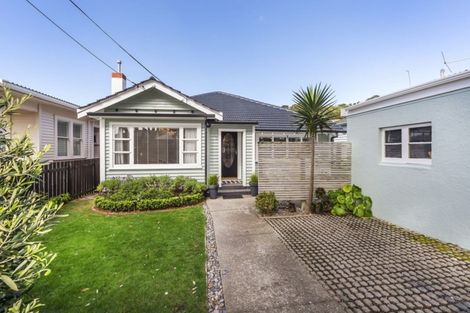 Photo of property in 52 Dundas Street, Seatoun, Wellington, 6022