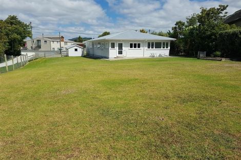 Photo of property in 1 Shoemaker Road, Waipu, 0510