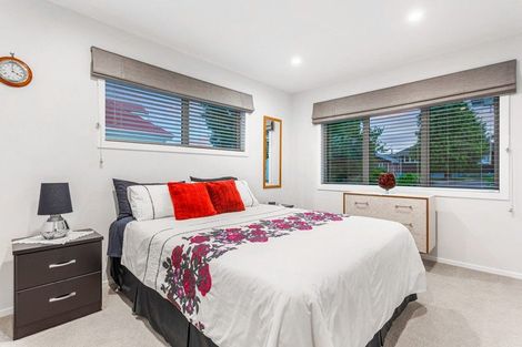 Photo of property in 171 Edmonton Road, Te Atatu South, Auckland, 0610