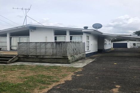 Photo of property in 16 Tironui Station Road East, Papakura, 2112