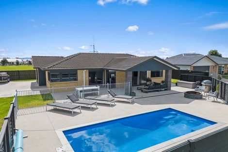 Photo of property in 11 Thoroughbred Place, Papamoa Beach, Papamoa, 3118