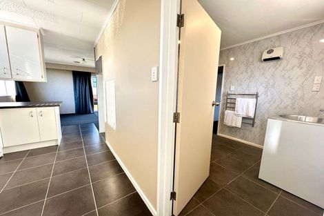 Photo of property in 4 Douglas Street, Balclutha, 9230