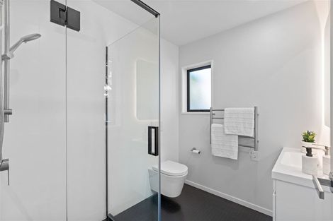 Photo of property in 10 Haineswood Lane, Sockburn, Christchurch, 8042