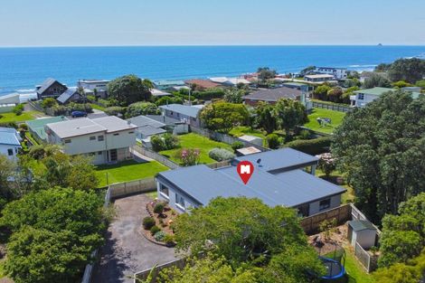 Photo of property in 3 Prudence Place, Oakura, 4314