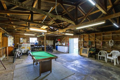 Photo of property in 19 Mount John Road, Waimate, 7977