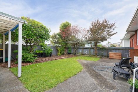 Photo of property in 43 Rugby Street, Levin, 5510