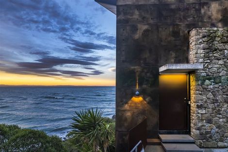 Photo of property in 1 Whitewash Head Road, Scarborough, Christchurch, 8081