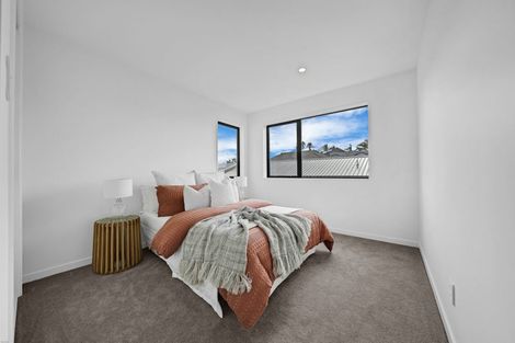 Photo of property in 1/145 Bucklands Road, Bucklands Beach, Auckland, 2012