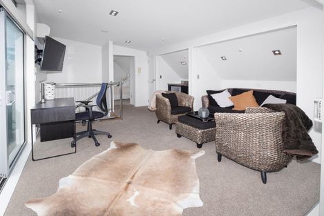 Photo of property in 2/23 Rita Street, Mount Maunganui, 3116