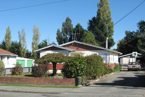 Photo of property in 33 Maude Street, Waimate, 7924