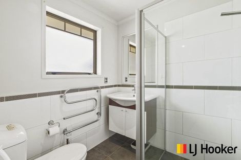 Photo of property in 33 Parkhaven Drive, Rosehill, Papakura, 2113