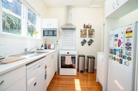 Photo of property in 13 Leveson Street, Strathmore Park, Wellington, 6022