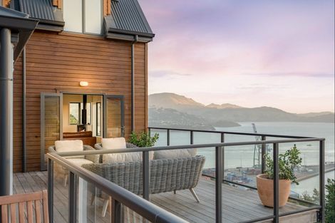 Photo of property in 30 Gilmour Terrace, Lyttelton, 8082